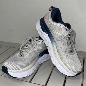 Women’s Hoka Bondi 7 Size 9